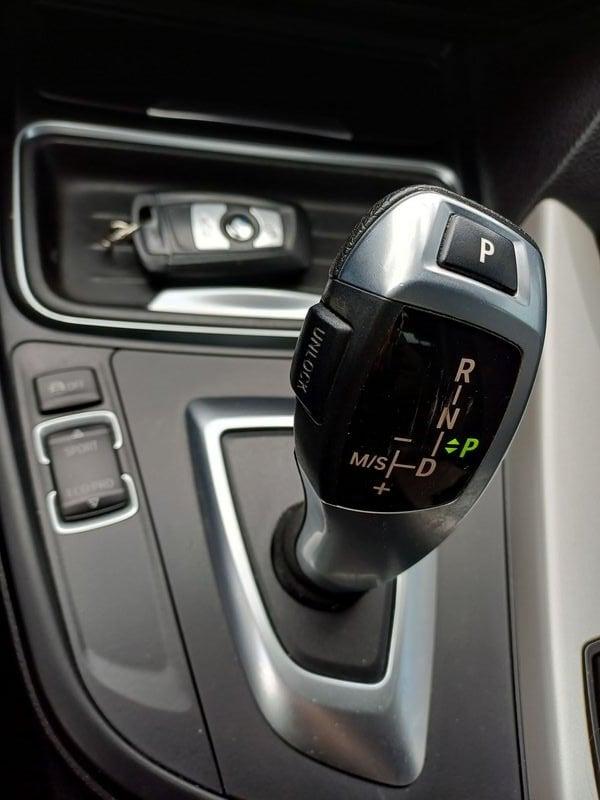 BMW Serie 3 318d Business auto GARANZIA