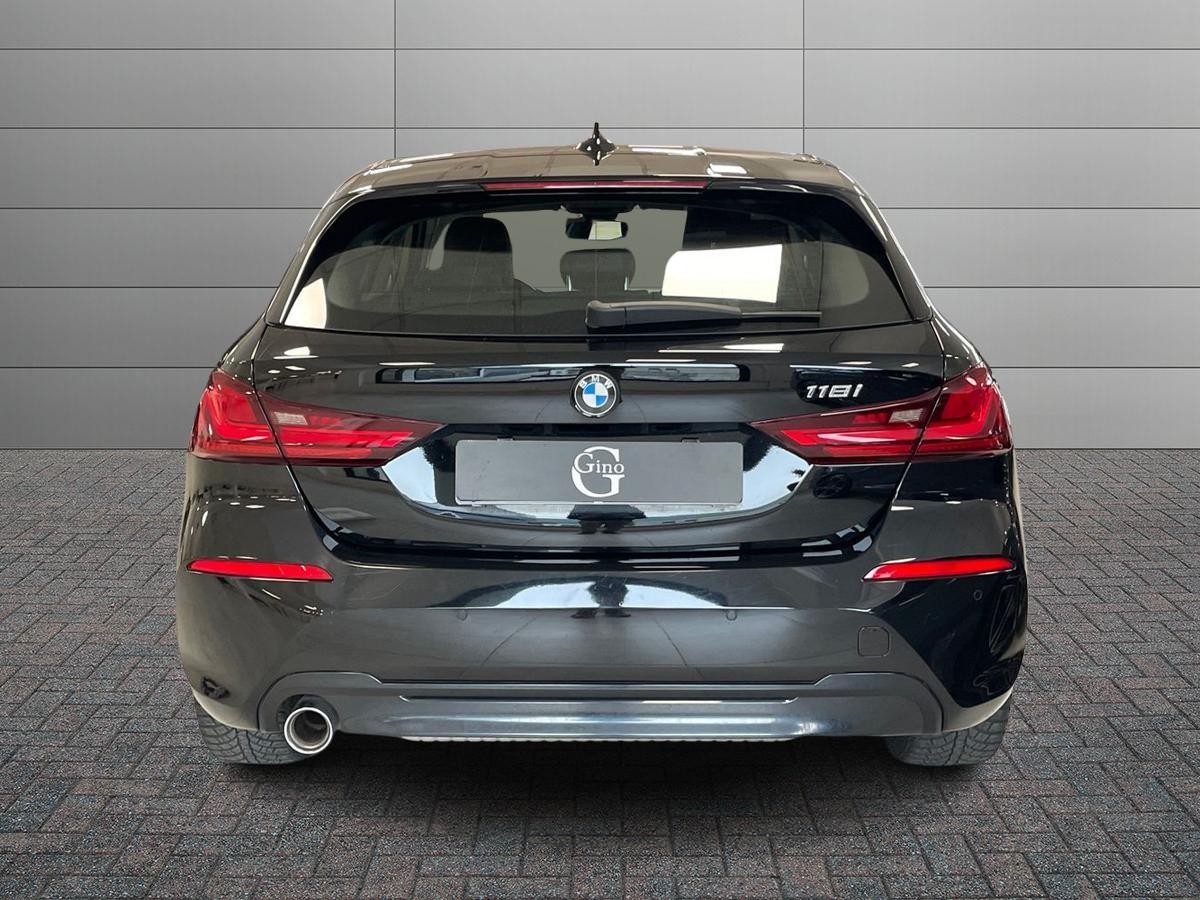 BMW Serie 1 F40 - 118i Sport 140cv