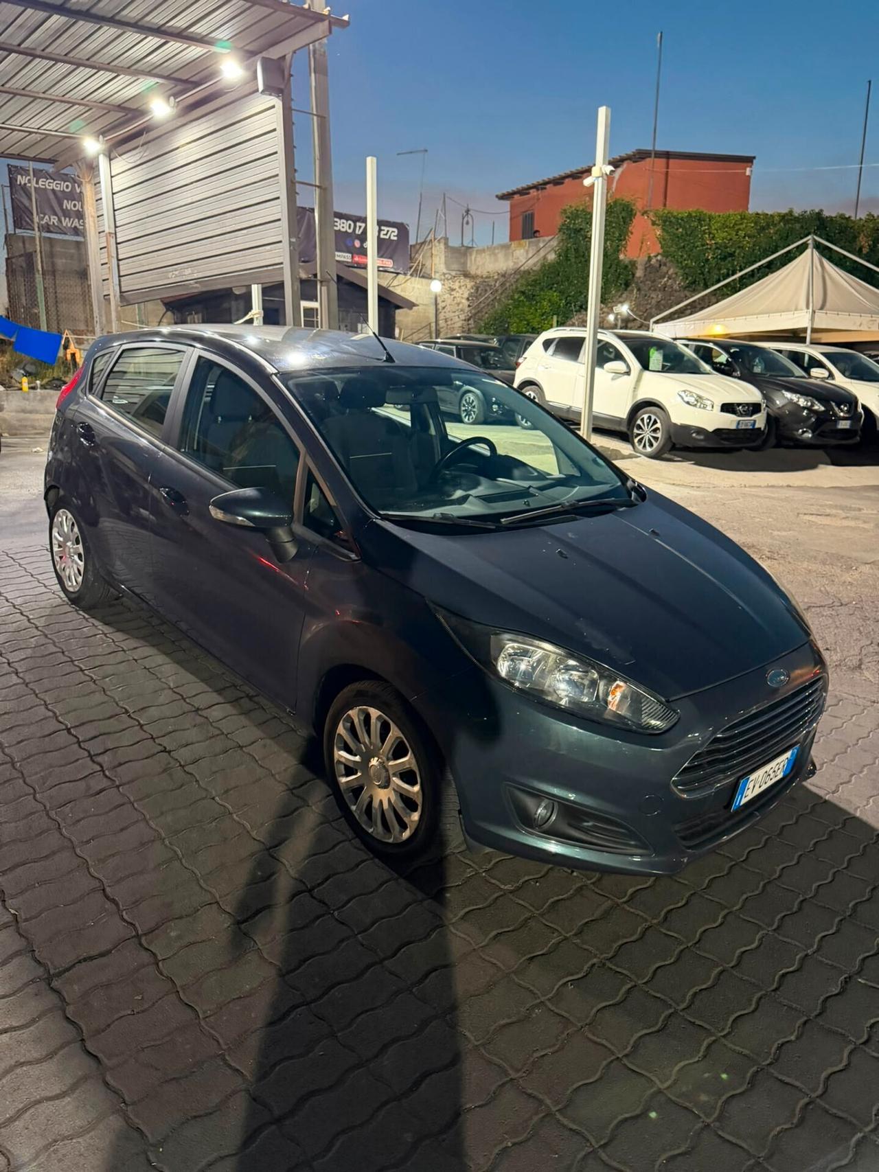 Ford Fiesta 1.5 TDCi 75CV 5 porte Titanium