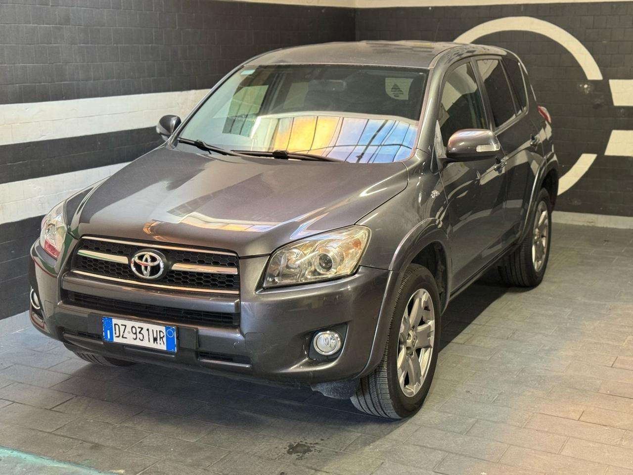 Toyota RAV 4 RAV4 Crossover 2.2 D-4D 150 CV DPF Luxury