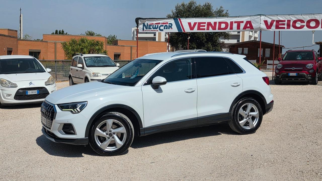 Audi Q3 2.0 TDI 150cv - S-TRONIC VIRTUAL COCKPIT