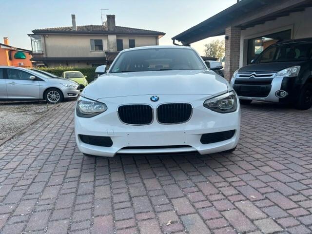 Bmw 116 116i 5p. Sport