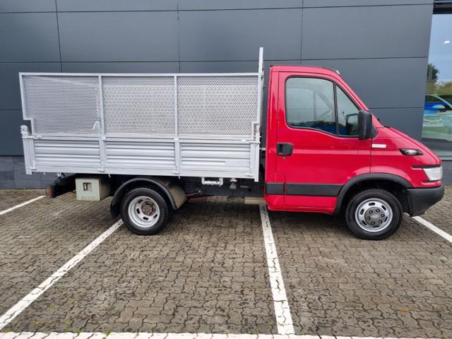 IVECO Daily 35C12 2.3 Hpi PC-RG Cabinato