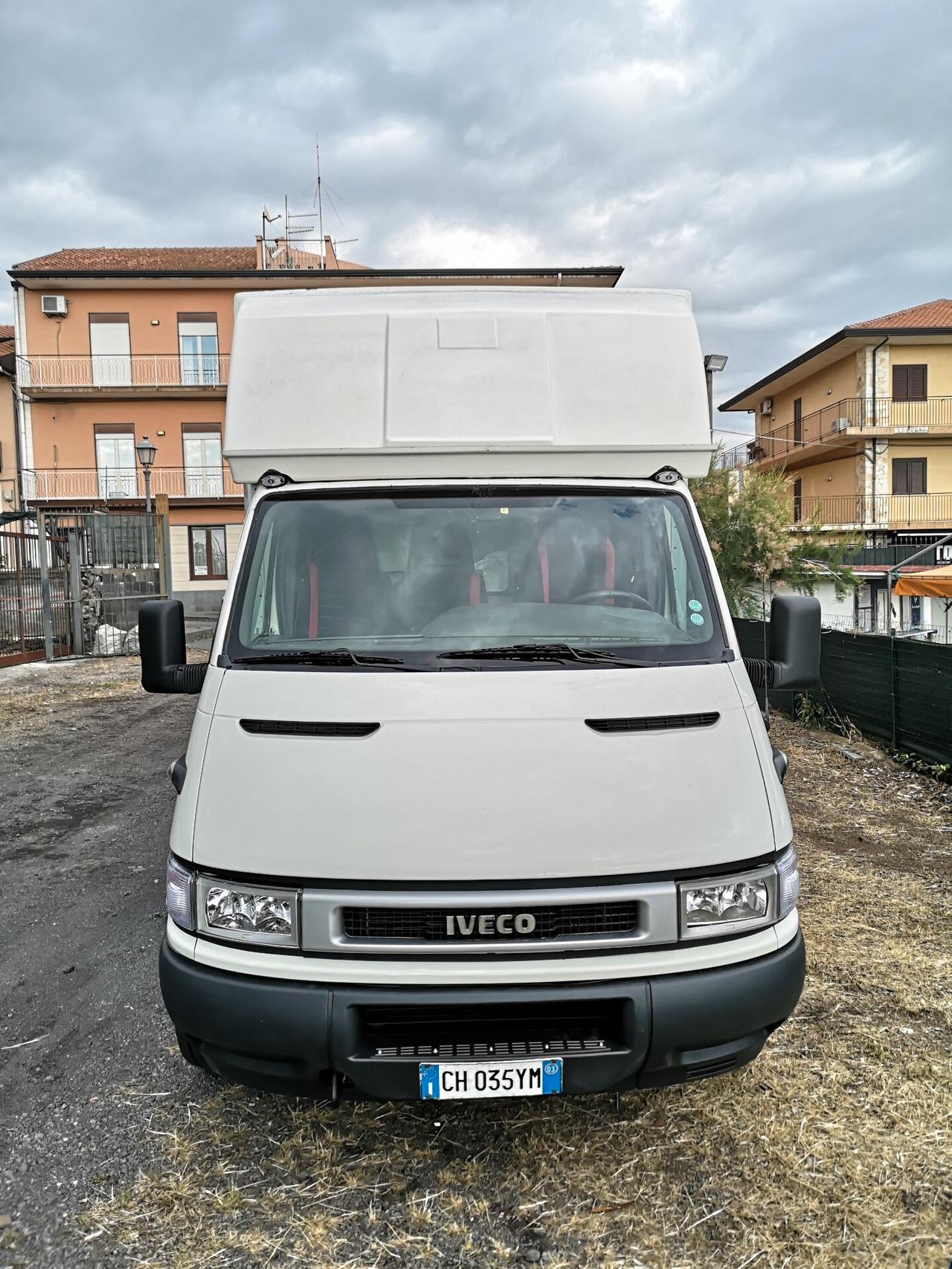 Iveco Daily Iveco daily 35c11 Sponta Idraulica