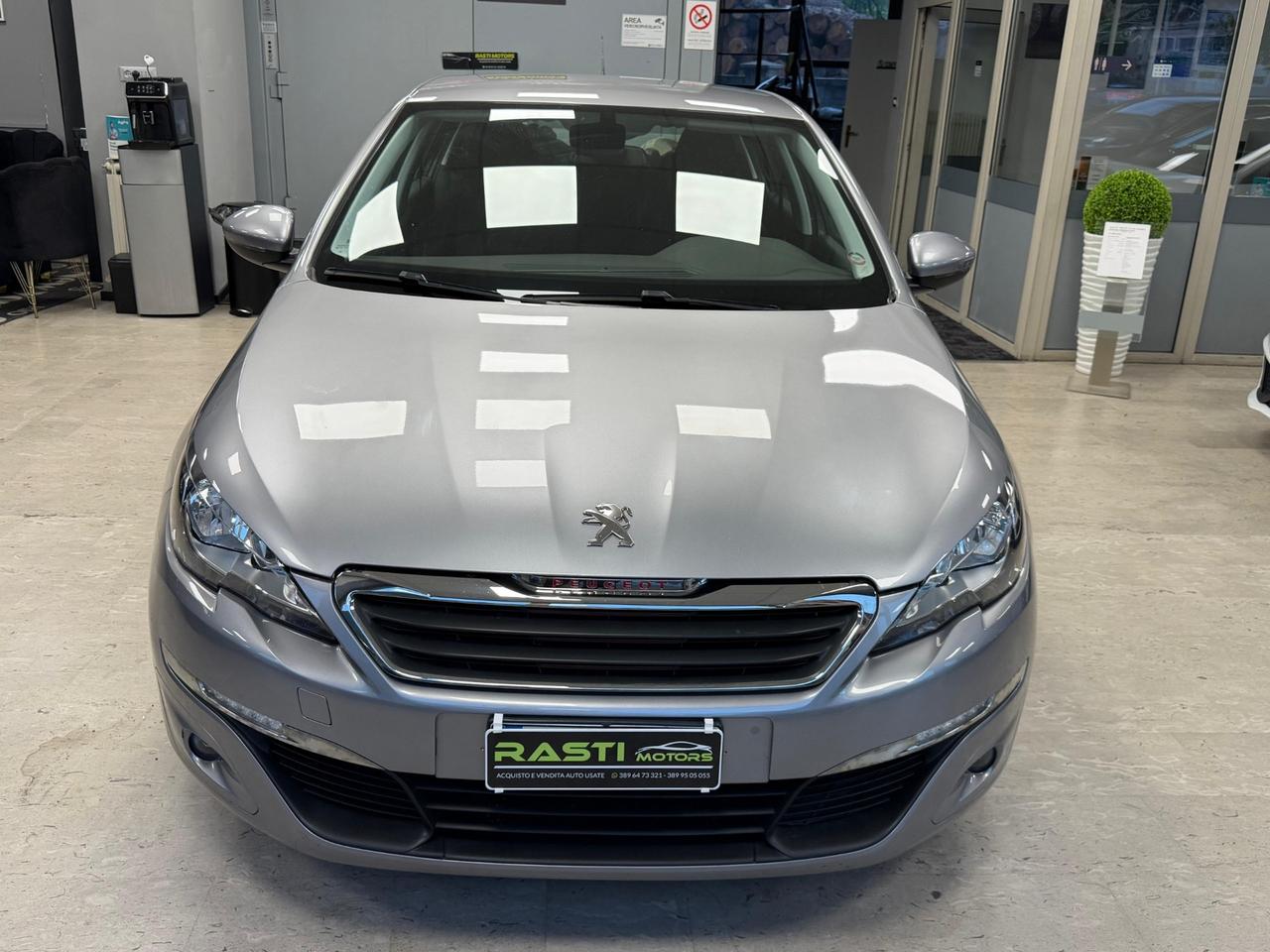Peugeot 308 1.6 e-HDi 115 CV Stop&Start Allure