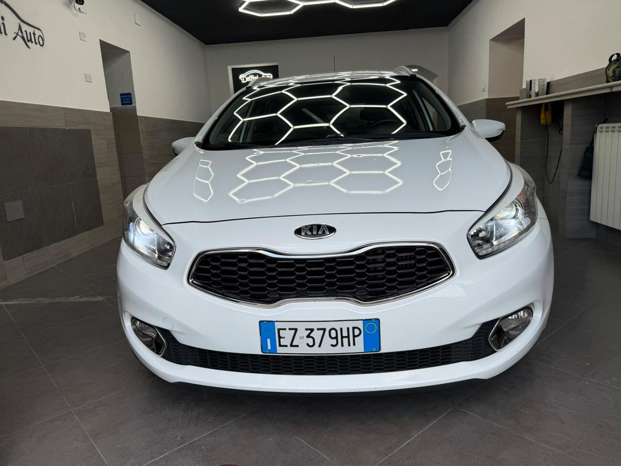Kia Ceed cee'd 1.6 CRDi 128 CV SW Stop&Go high tech