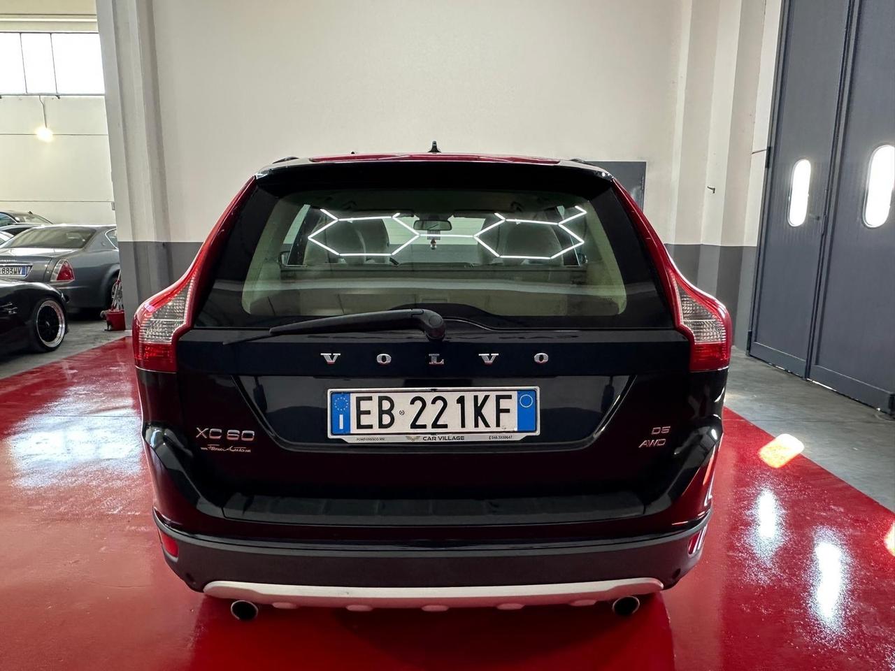 Volvo XC 60 XC60 D5 AWD Geartronic Momentum