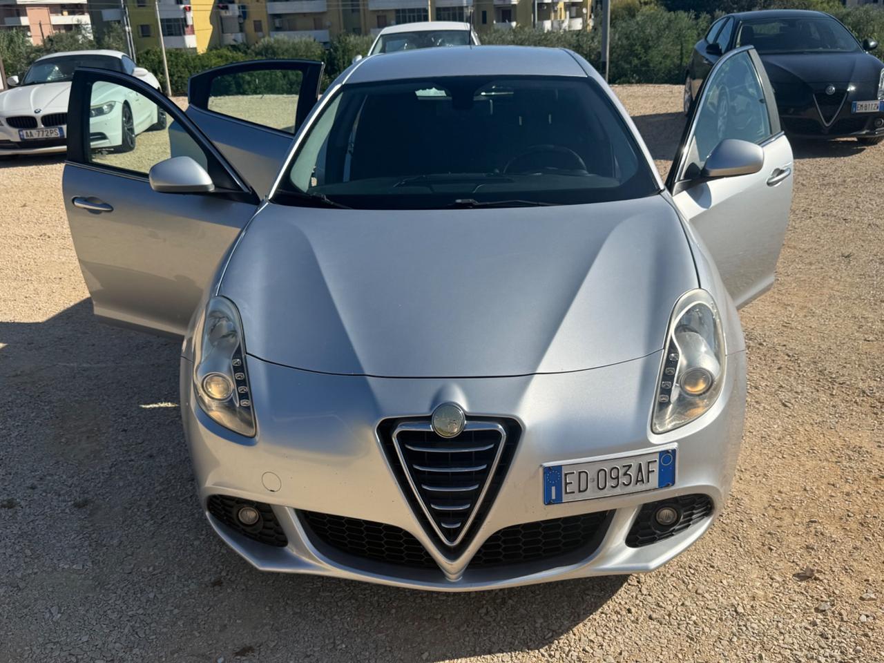 Alfa Giulietta 1.4 Turbo METANO 3.999€