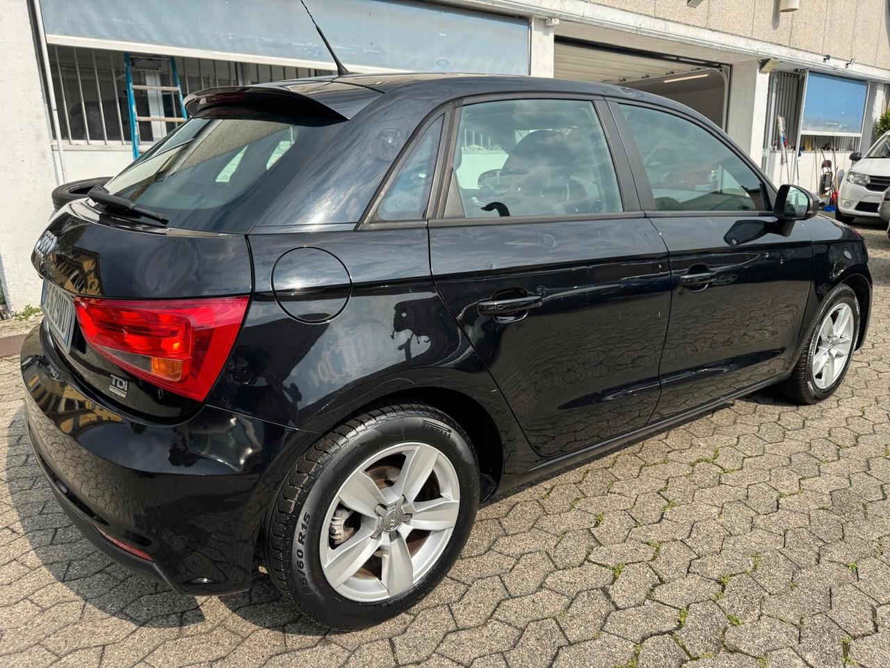 Audi A1 1.4 TDI Admired*EURO6*NEOPATENTATI