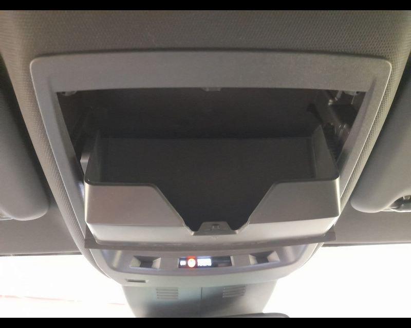 Peugeot 3008 III 2024 1.2 hybrid Allure 136cv e-dcs6
