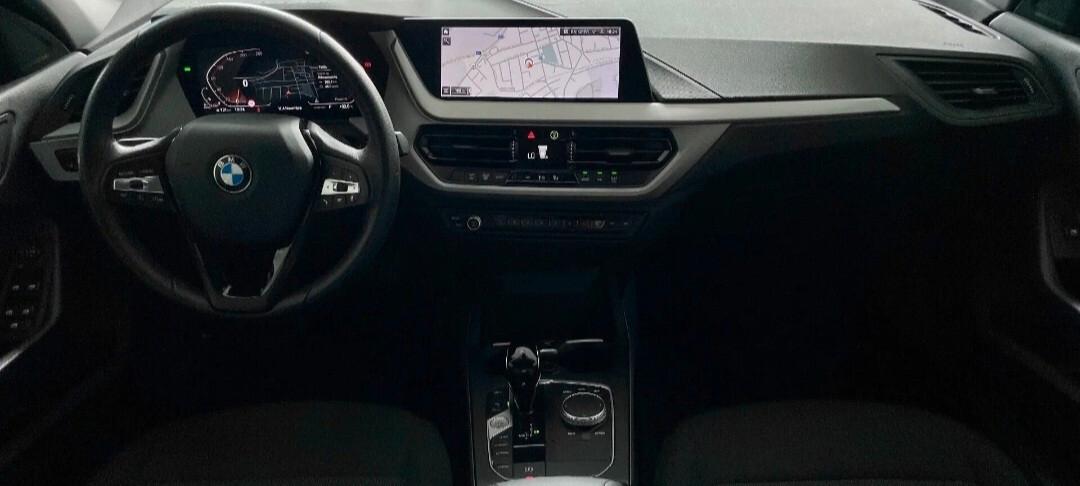Bmw 116D 5p. Cambio automatico full optional