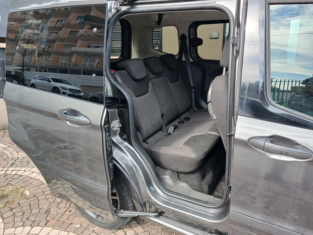 Ford Tourneo Courier 1.0 EcoBoost 100 CV Sport