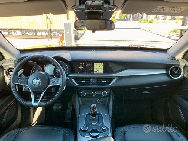 ALFA ROMEO Stelvio 2.2 TD 210 CV AT8 Q4 Super