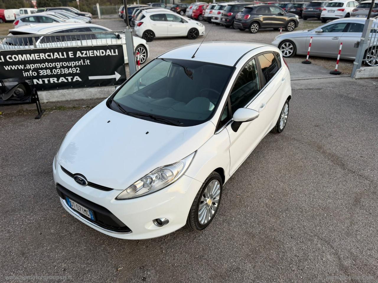 FORD Fiesta 1.4 TDCi 68 CV 5p. Titanium