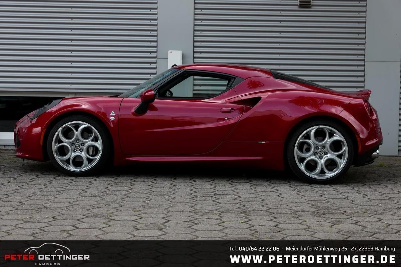 Alfa Romeo 4C 1750 TBi CARBON/FULL OPTIONAL