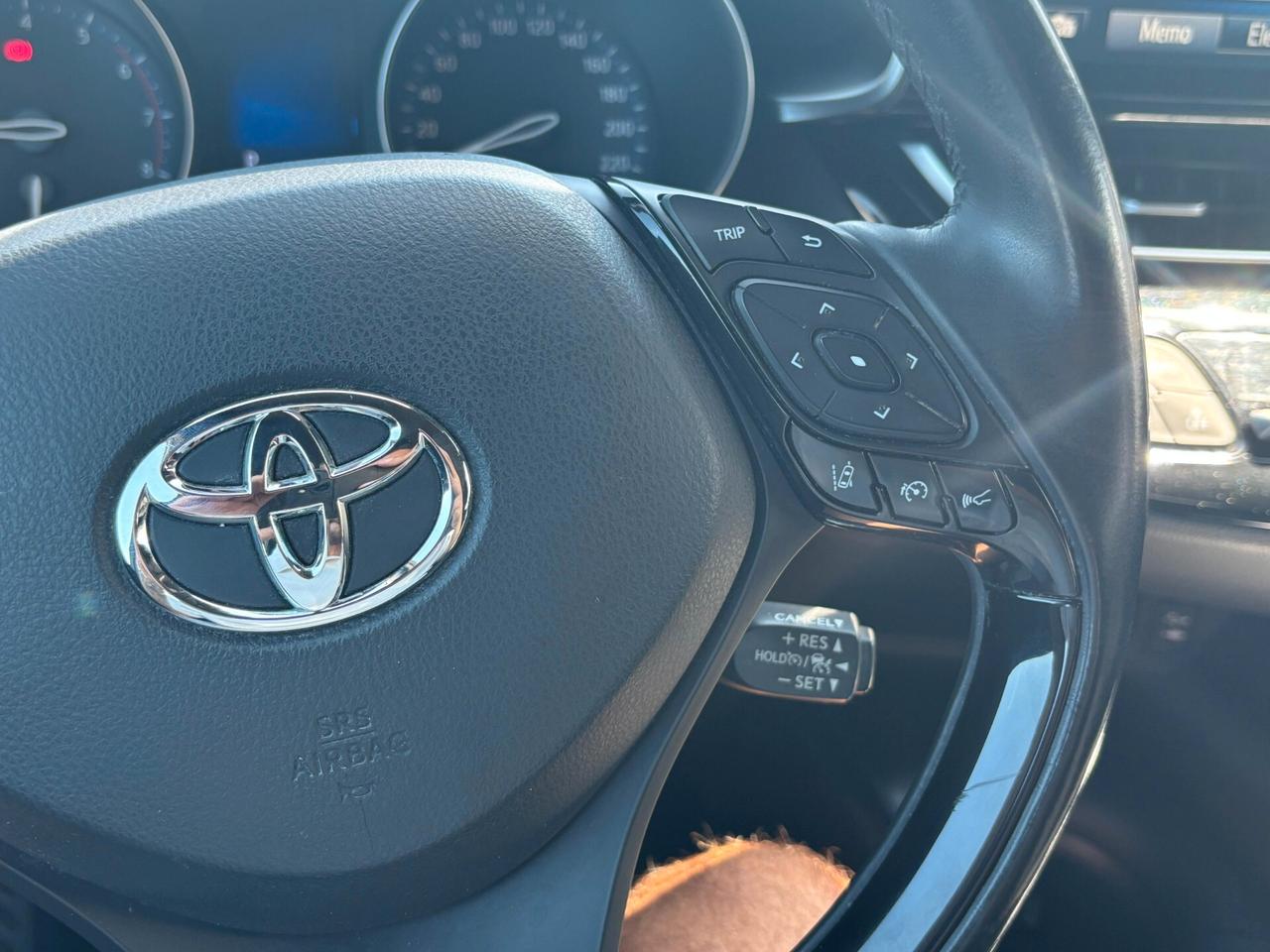 Toyota C-HR - PROMOFIN