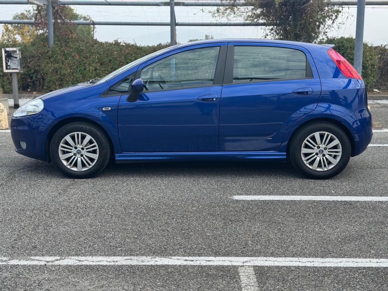 Fiat Grande Punto 1.3 MJT 75 CV 5 porte Dynamic