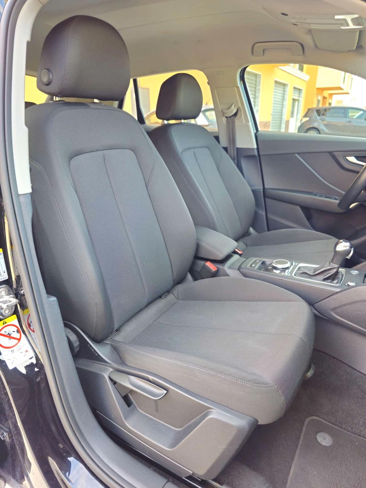 Audi Q2 30 TDI S tronic Business Advanced