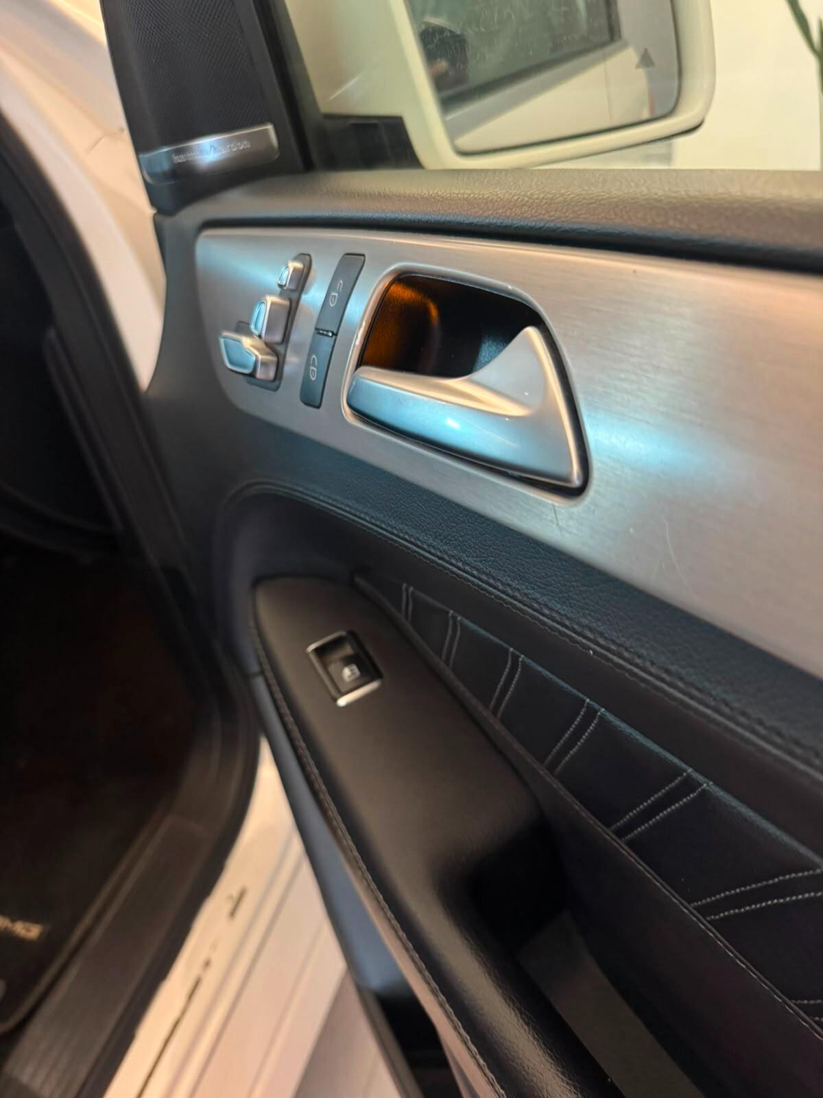 MERCEDES-BENZ GLE 350D 4MATIC PREMIUM UNIPRO