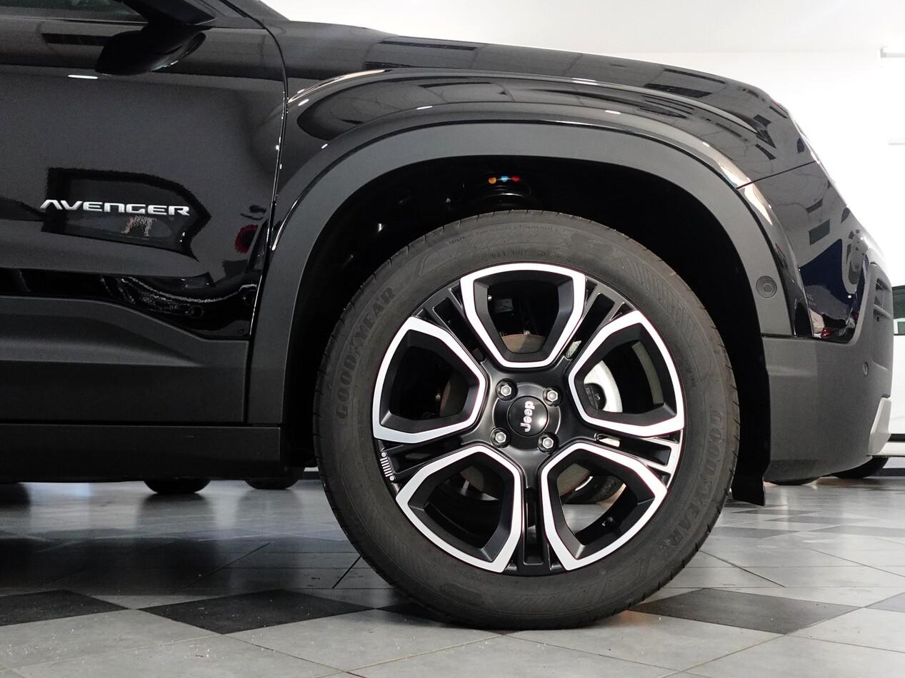 Jeep Avenger 1.2 GSE T3 100 CV SUMMIT