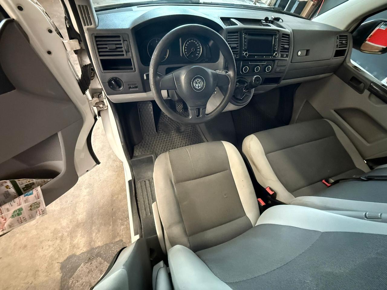 Volkswagen Transporter T5 2.0 TDI 102 CV Furgone