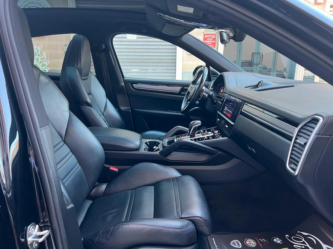 PORSCHE CAYENNE COUPE' 3.0 V6 340CV TETTO PELLE CAM360° ANNO 2020