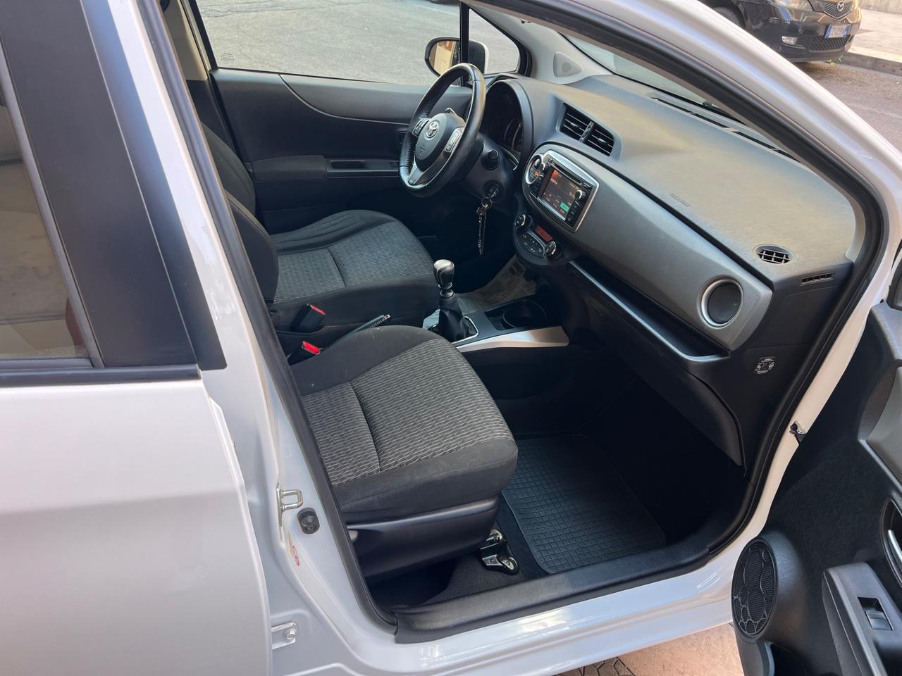 Toyota Yaris 1.4 D-4D 5 porte Lounge