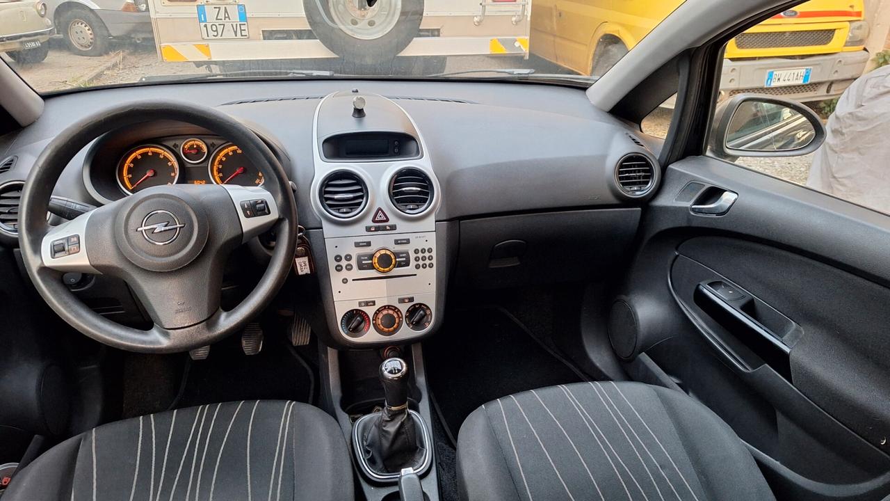 Opel Corsa 1.2 3 porte Easytronic Enjoy