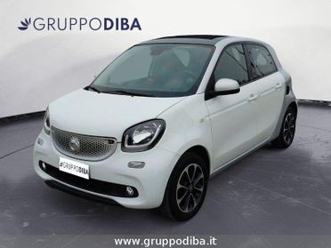 smart forfour Smart II 2015 Benzina 1.0 Urban (sport edition1) 71cv twinamic