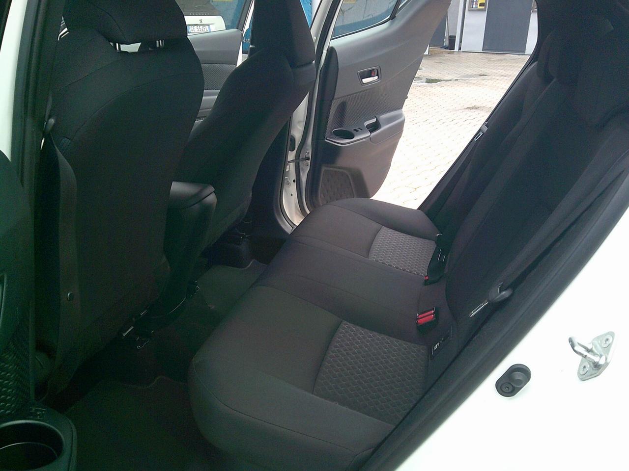 Toyota C-HR 1.8 Hybrid E-CVT Active*PREZZO VERO SENZA VINCOLI*