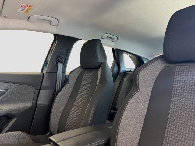 PEUGEOT 3008 3008 BlueHDi 130 S&S EAT8 Active Business