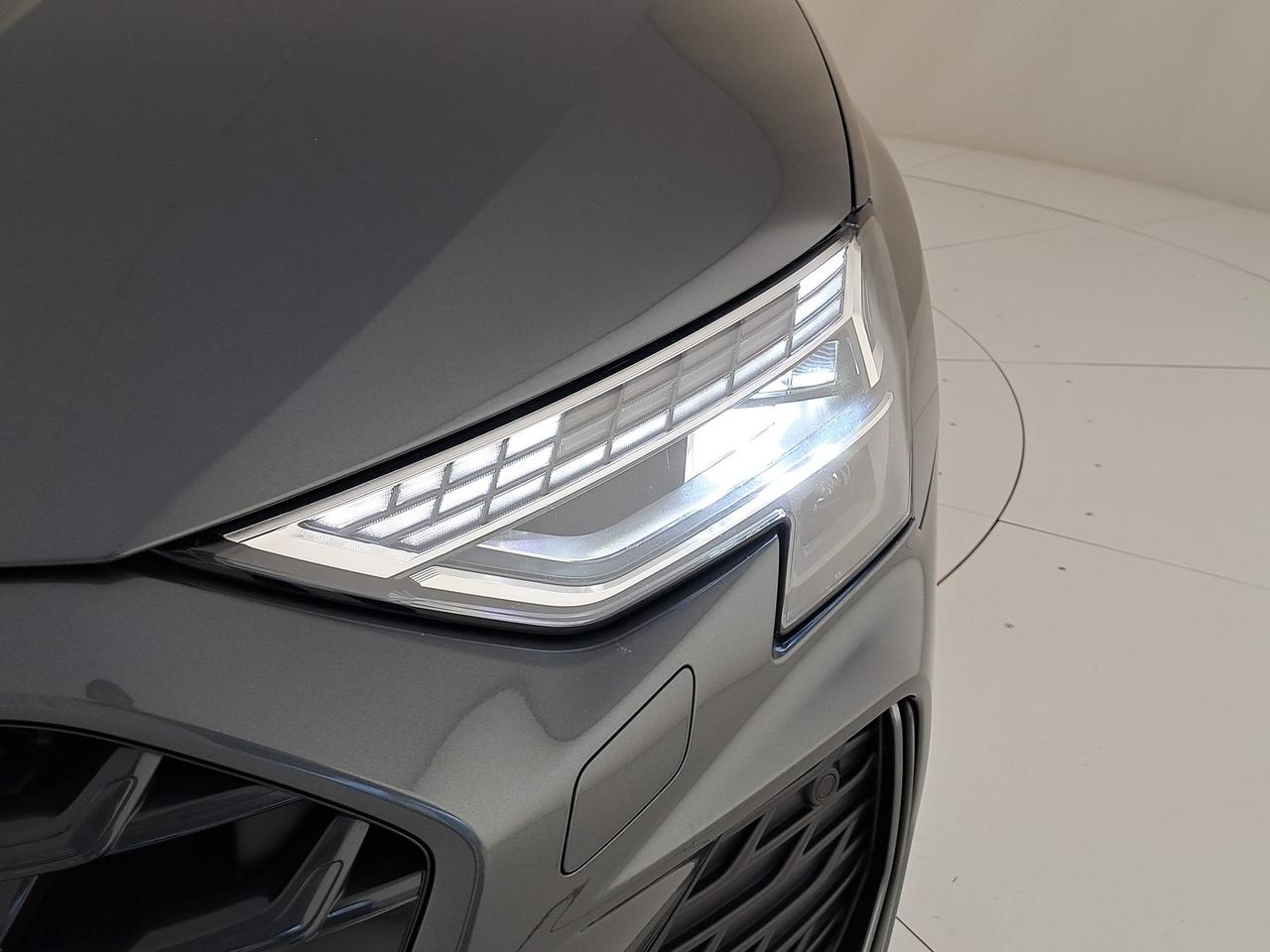 Audi A3 sportback 2.0 tdi s line edition 150cv s-tronic