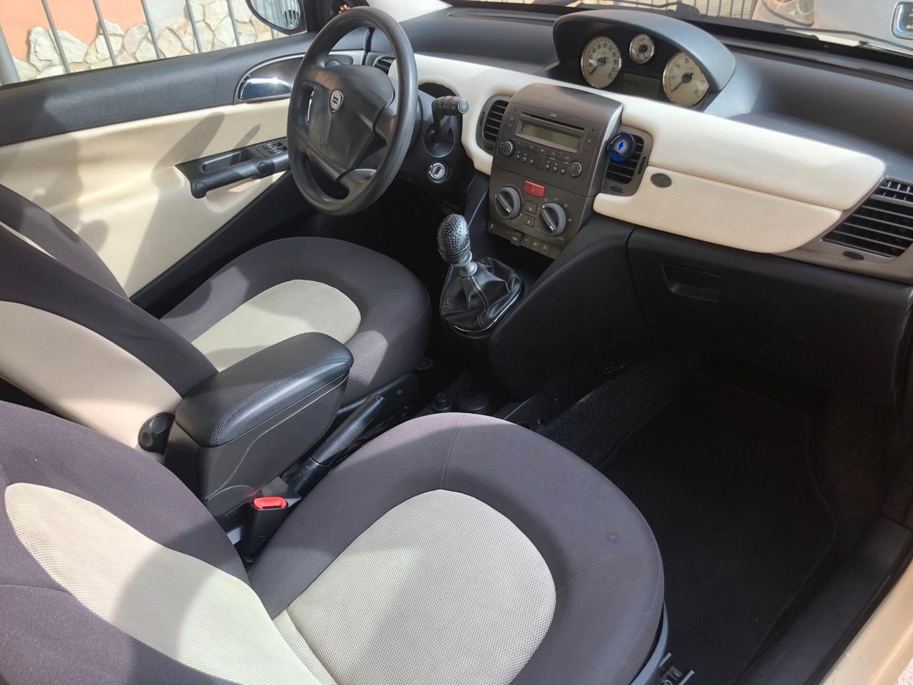 Lancia Ypsilon 1.2