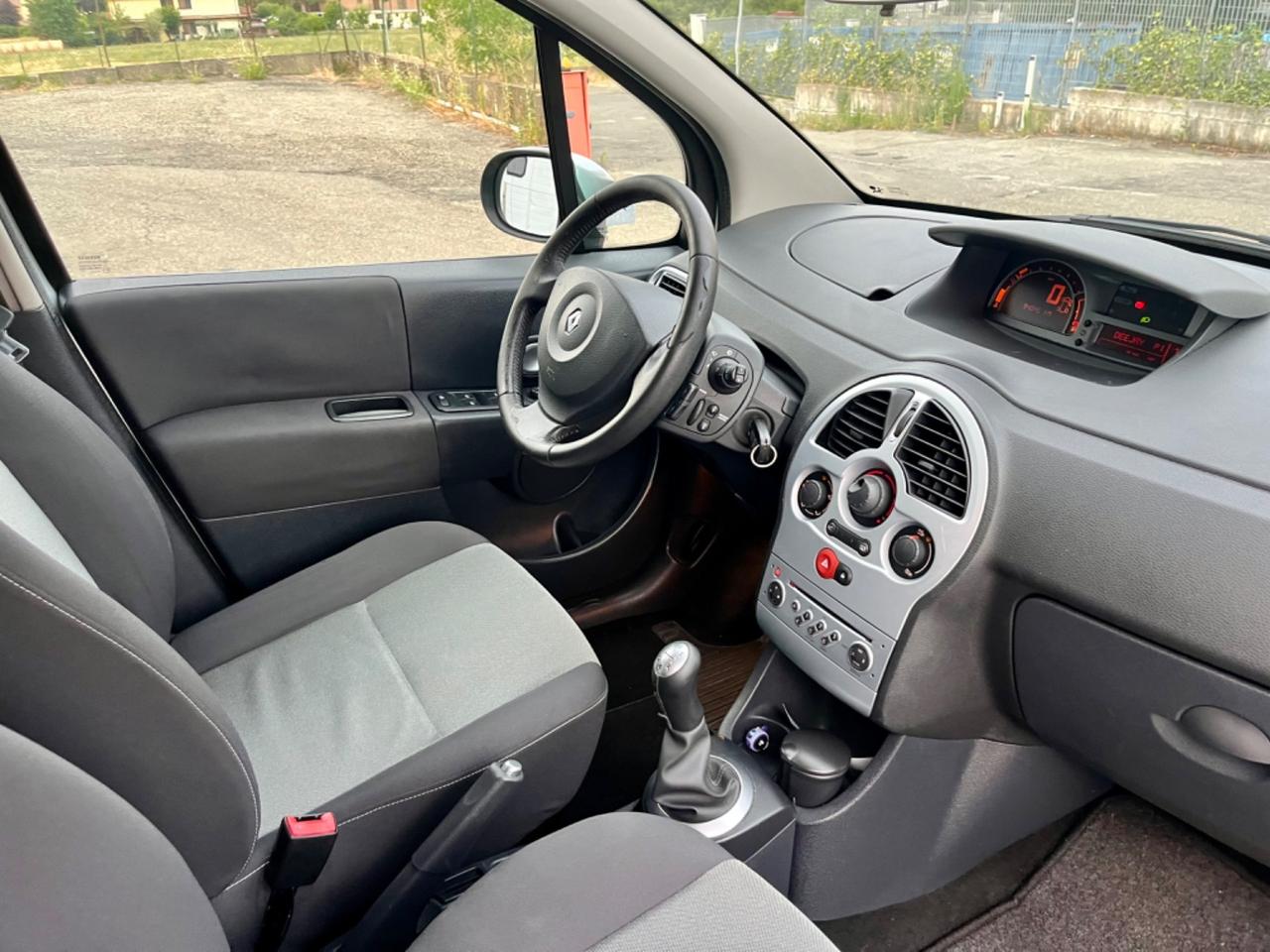 Renault Modus 1.2benz 2010 97.000km tutto fatto