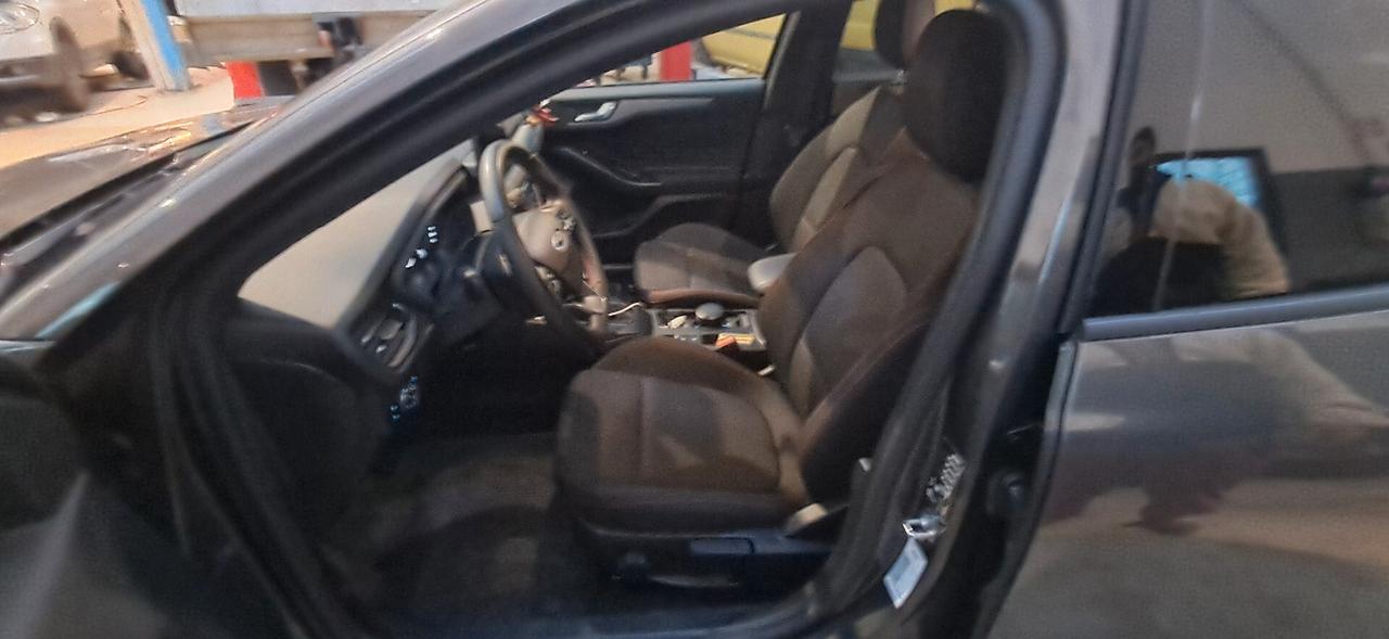 Ford Focus 1.0 EcoBoost Hybrid 125 CV Power. 5p. ST-Line Style