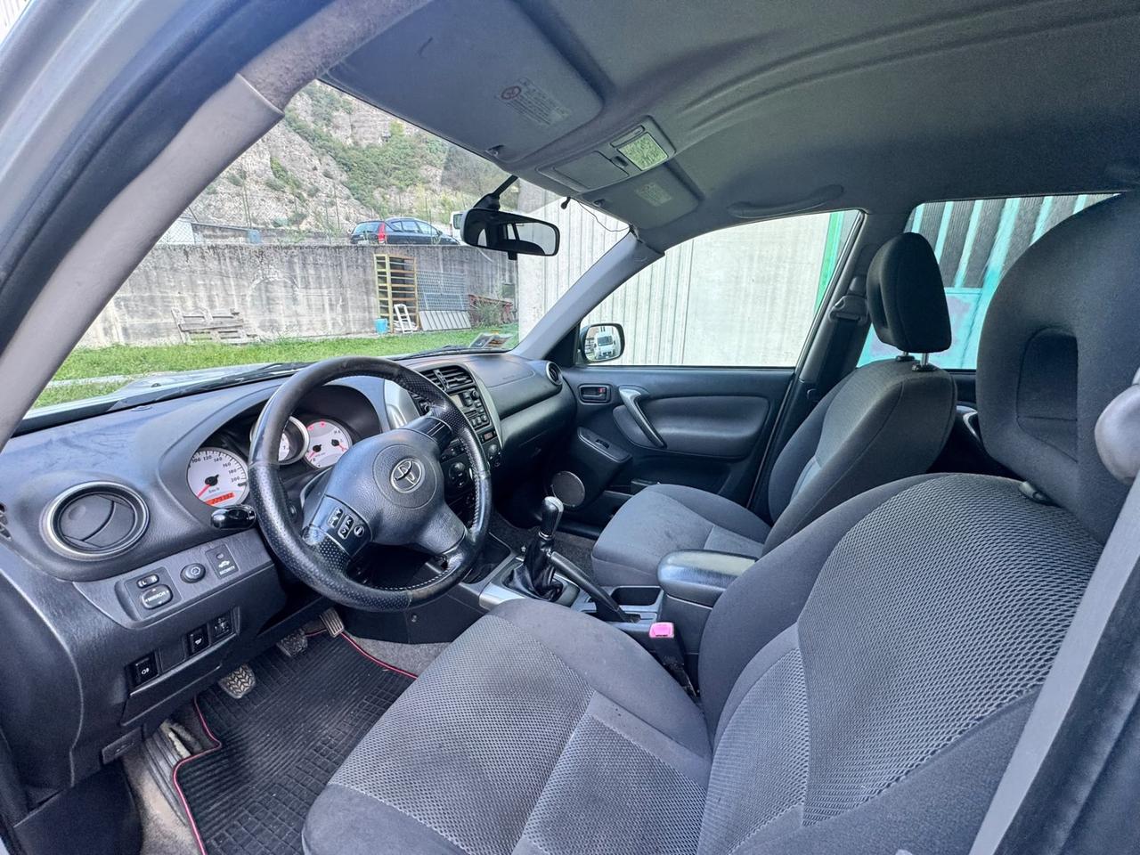 Toyota RAV 4 RAV4.com 2.0 Tdi D-4D cat 5 porte Sol