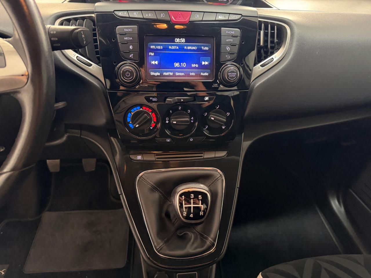 Lancia Ypsilon 1.2 Benzina 69 CV Platinum