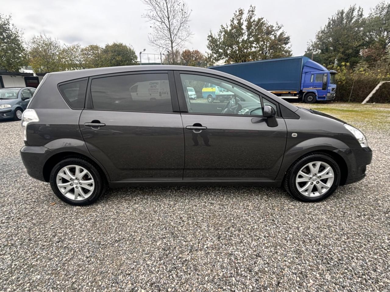 Toyota Corolla Verso 2.2 16V D-4D D-Cat