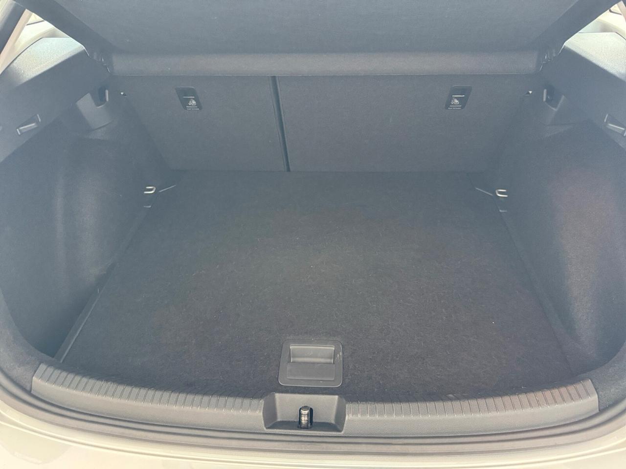 Volkswagen Taigo 1.0 TSI 115 CV Benzina