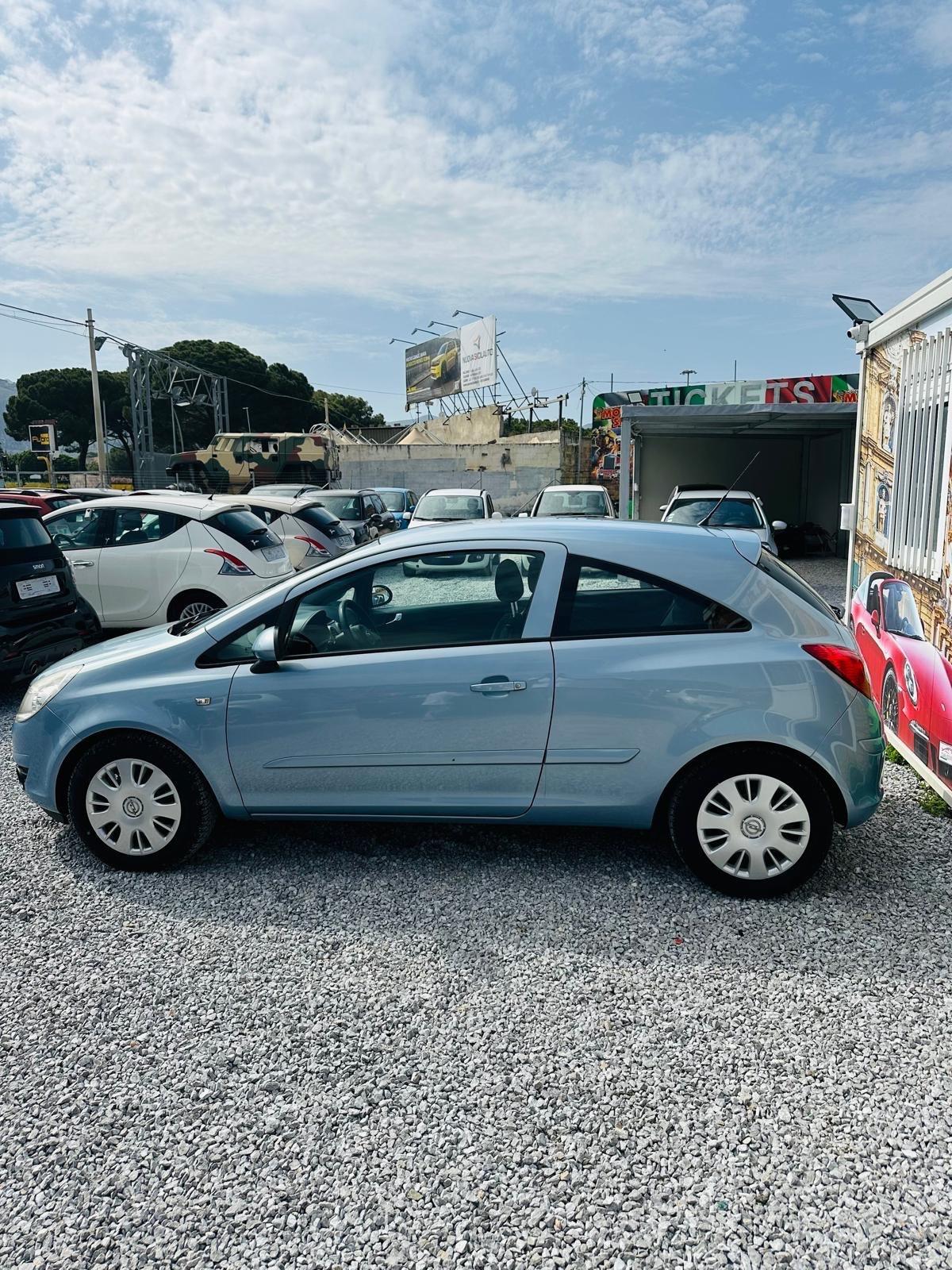 Opel Corsa 1.0 12V 3 porte Enjoy