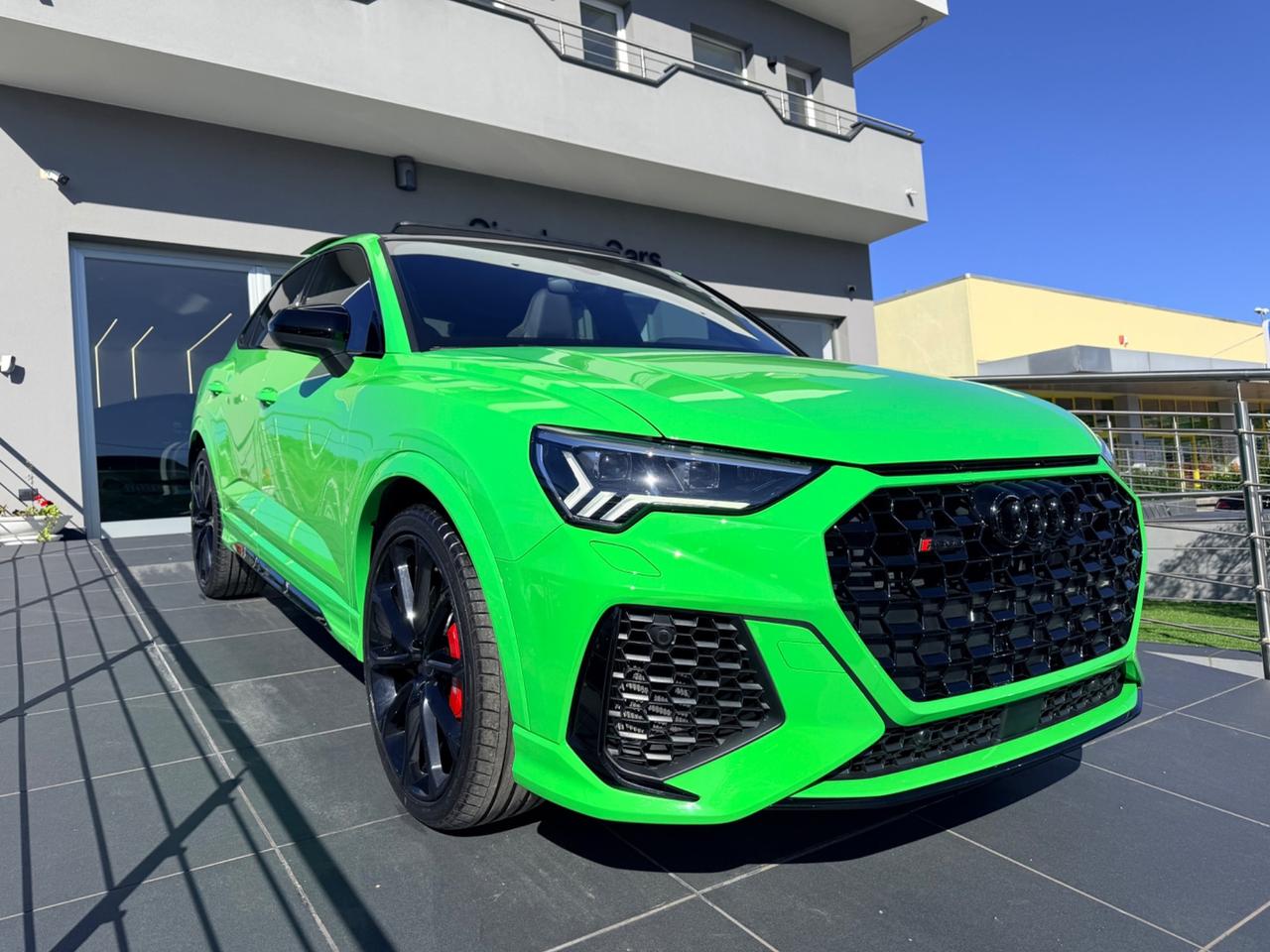 Audi Q3 RS SPB quattro S tronic 400cv tetto aprile