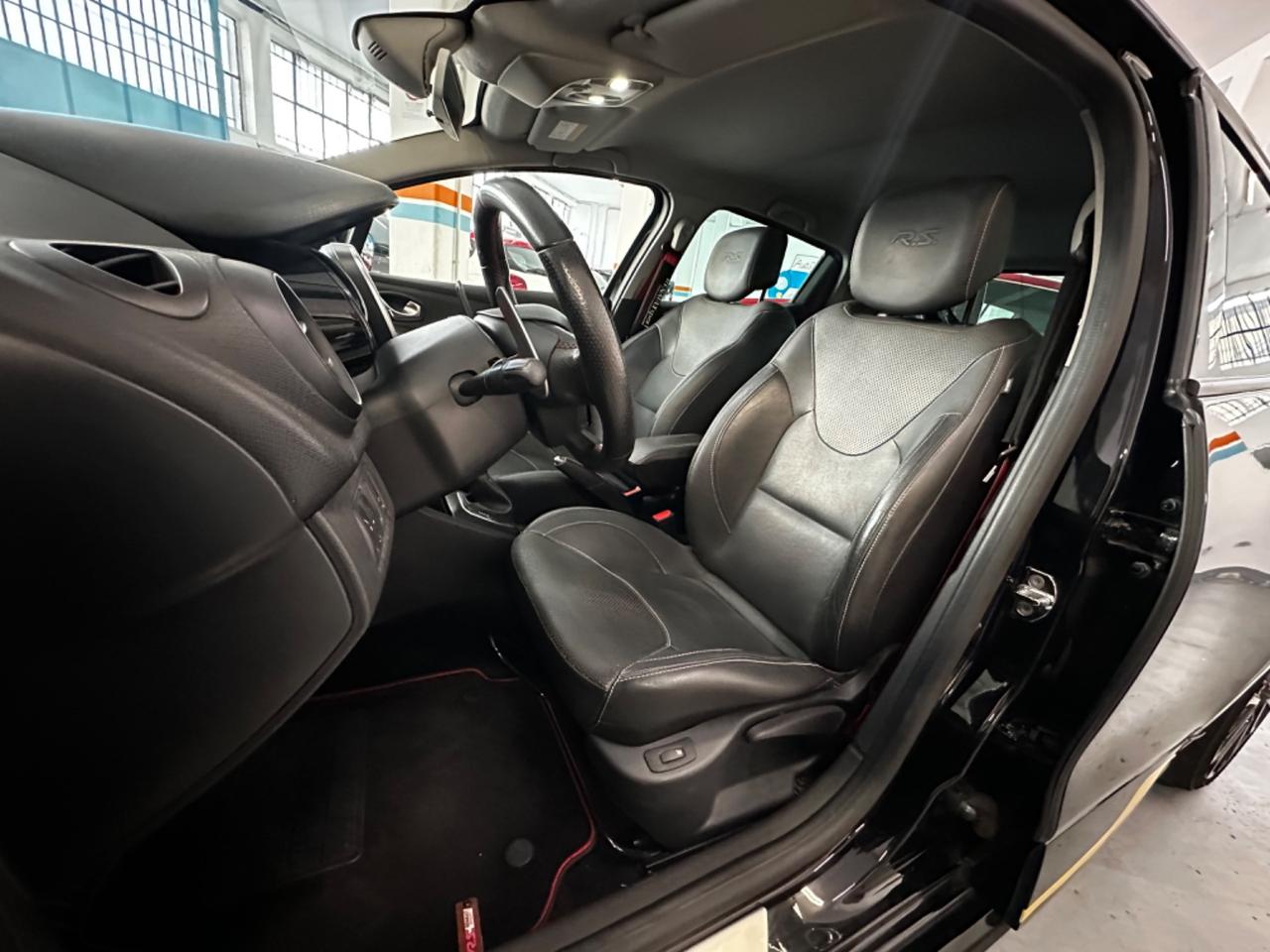 Renault Clio TCe 220CV EDC 5 porte Energy R.S. Trophy - Autonavigli