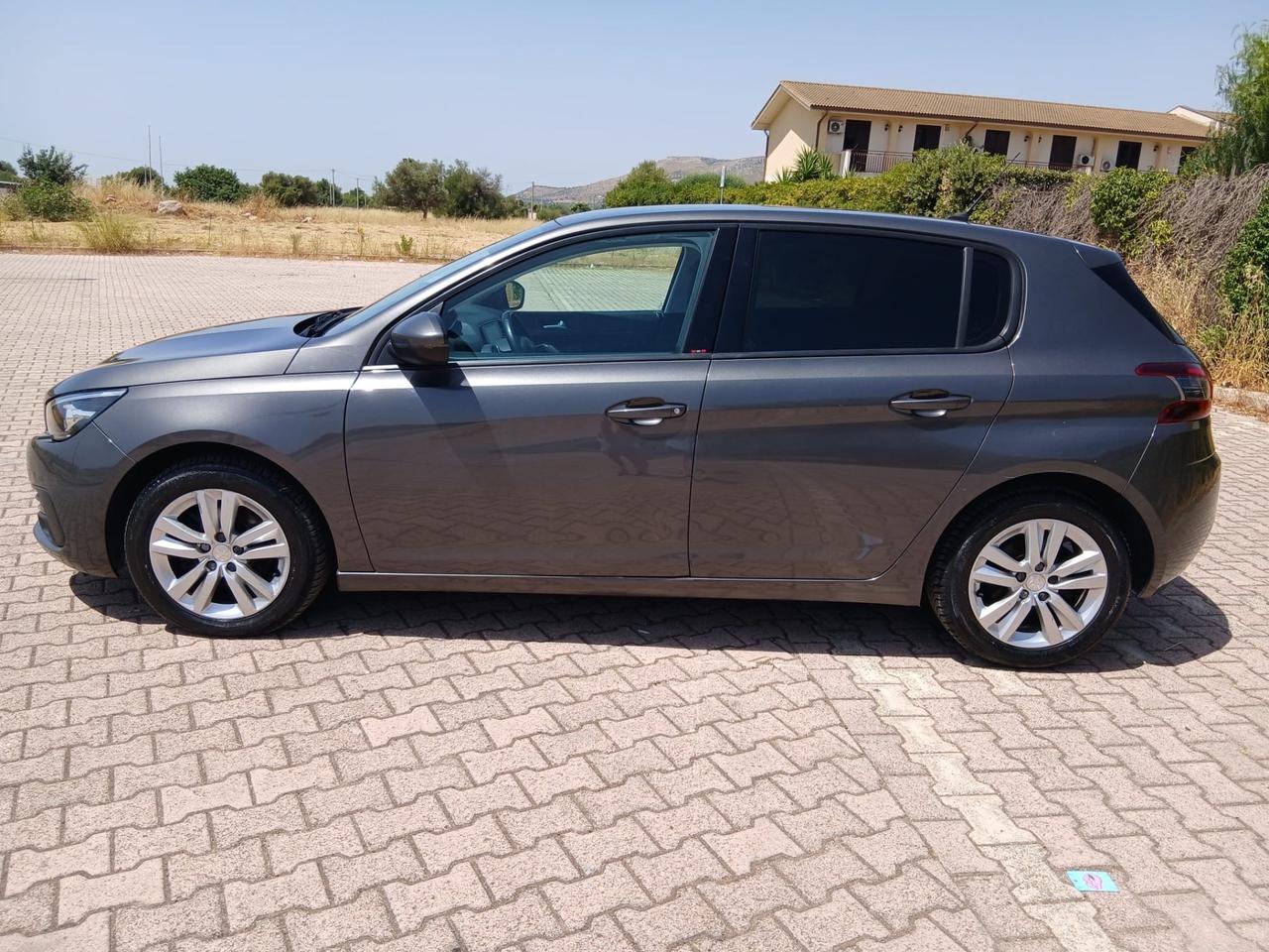 Peugeot 308 BlueHDi 130 S&S Active Business