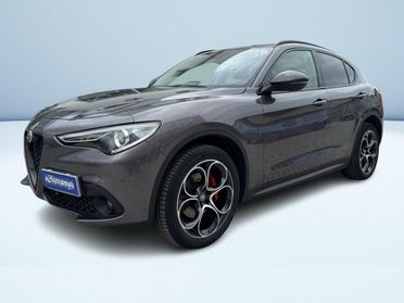 Alfa Romeo Stelvio 2.2 Turbo Sport Tech Q4 Auto