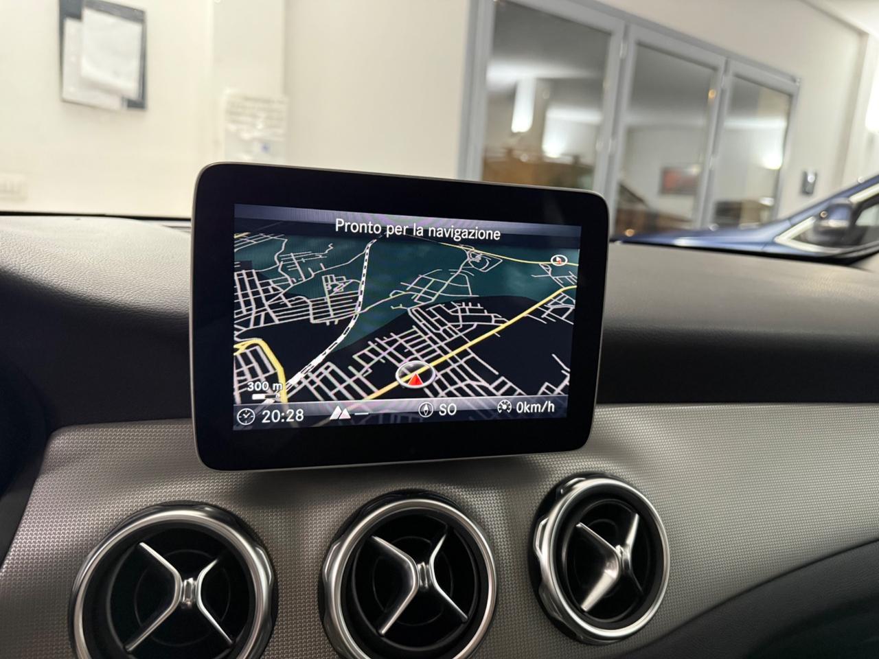 Mercedes-benz GLA 200 d Automatic 2.2 136 Cv Motore Mercedes