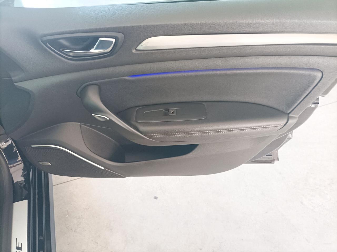 Renault Mégane dCi 8V 110 CV EDC Energy Intens