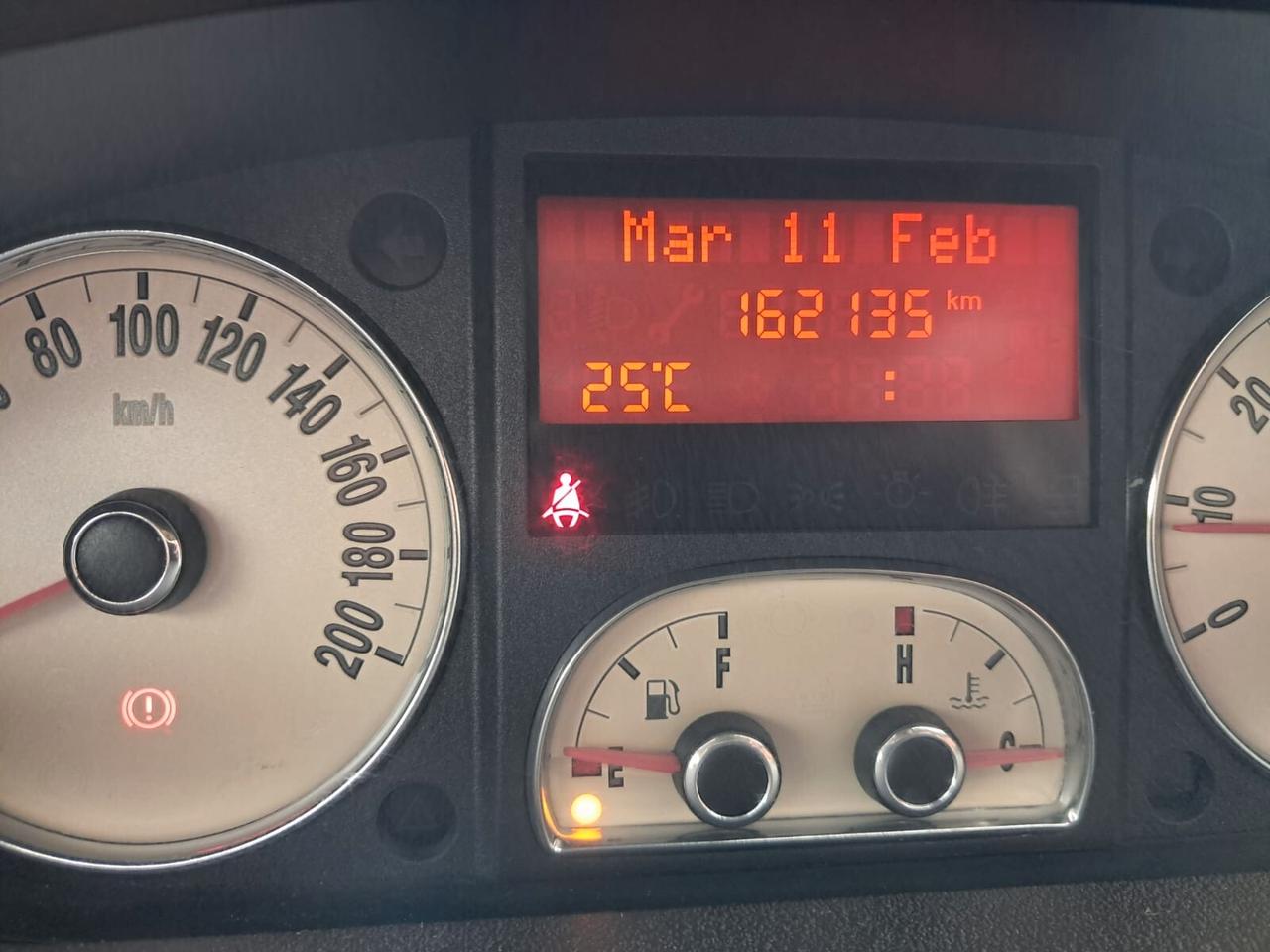 Lancia MUSA 1.4 16V Platino Plus neopatentati