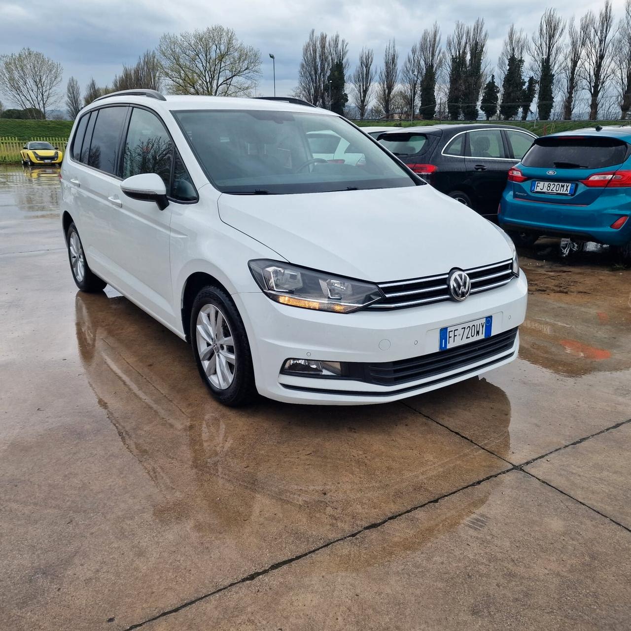 Volkswagen Touran 1.6 TDI 115 CV SCR DSG Highline BlueMotion Tech.