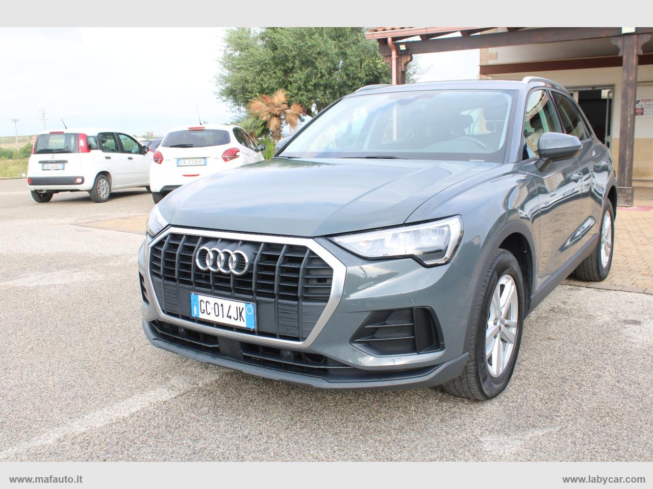 AUDI Q3 35 TDI S tronic Business