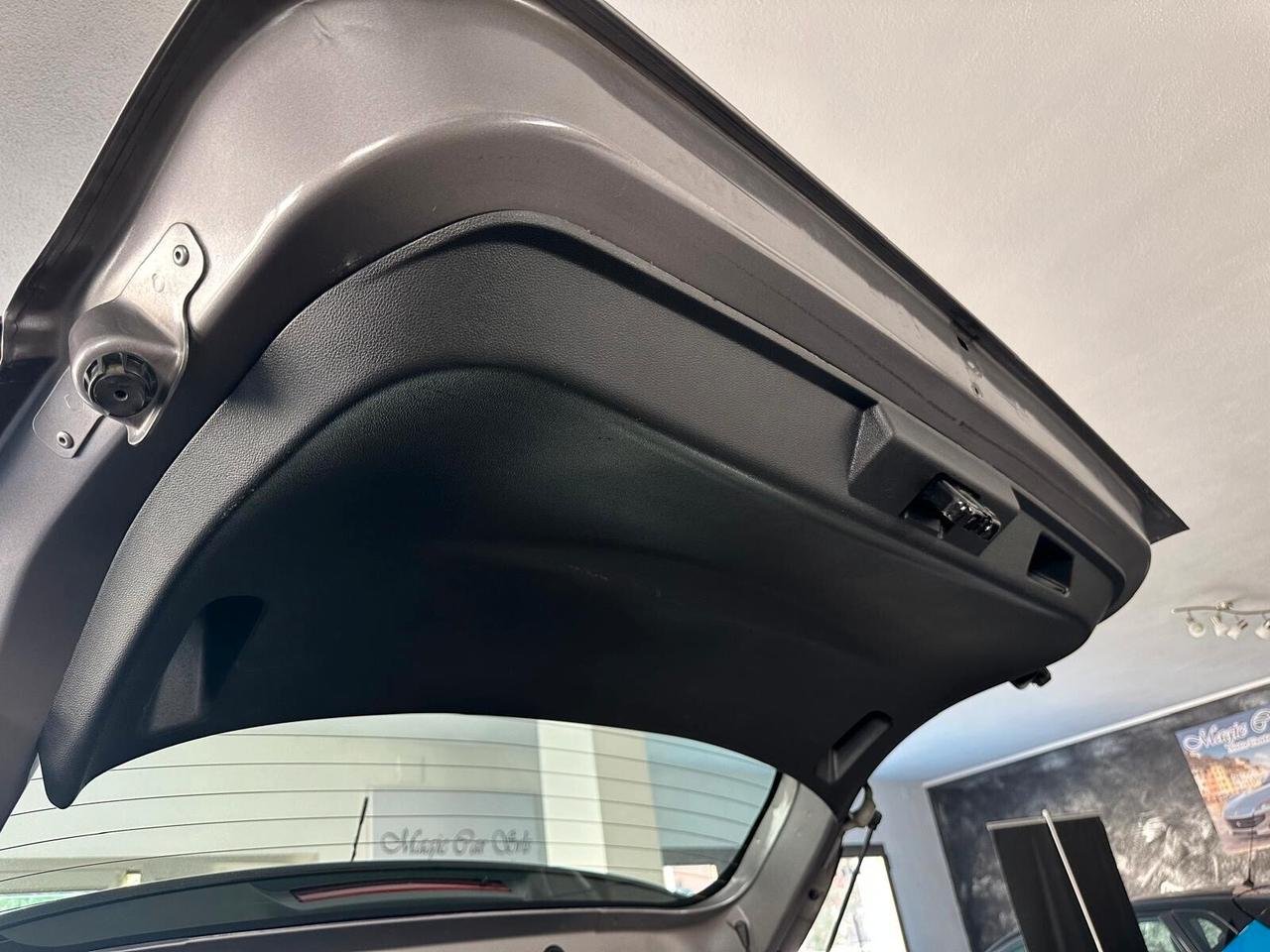 Renault Captur dCi 8V 90 CV EDC Start&Stop Energy Intens